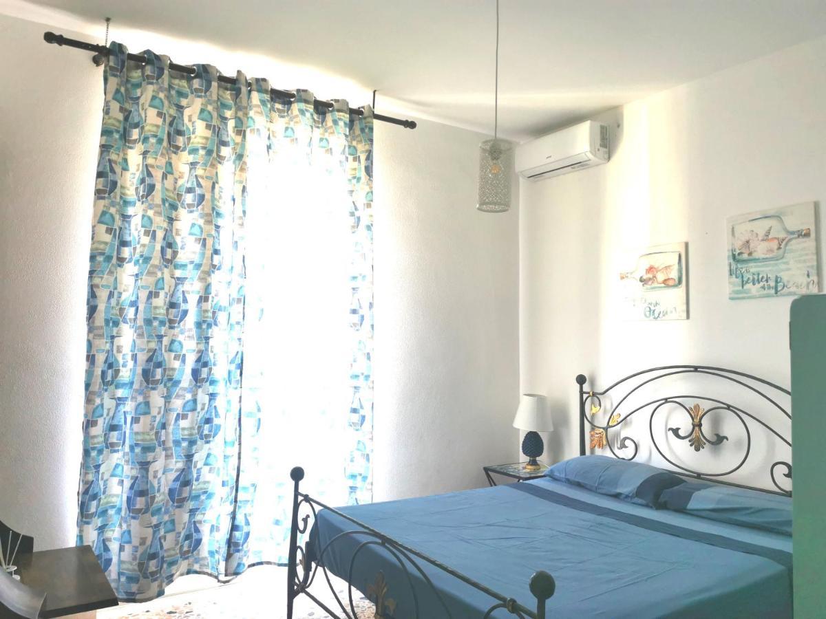 Bed and Breakfast La Terrazza Sul Golfo Ізола-делле-Фемміне Екстер'єр фото