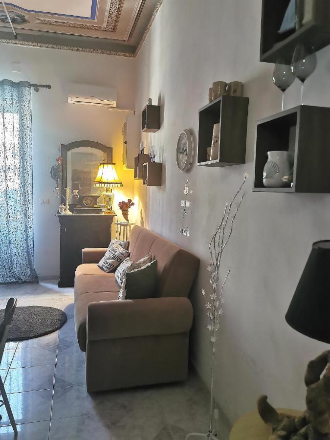 Bed and Breakfast La Terrazza Sul Golfo Ізола-делле-Фемміне Екстер'єр фото